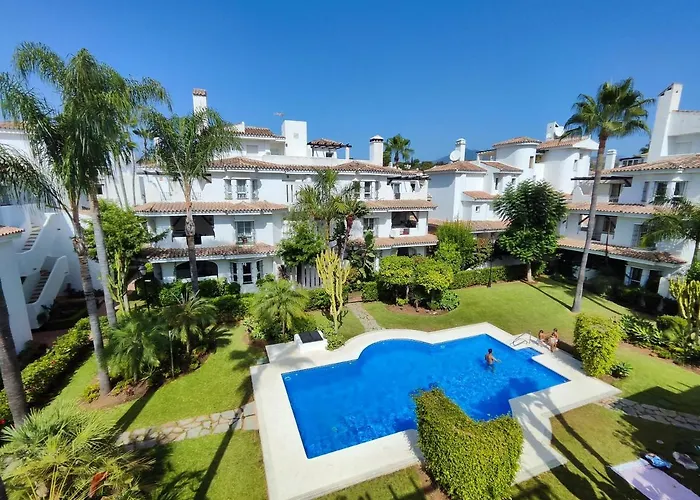 Naranjos Design Duplex Penthouse マルベーリャ