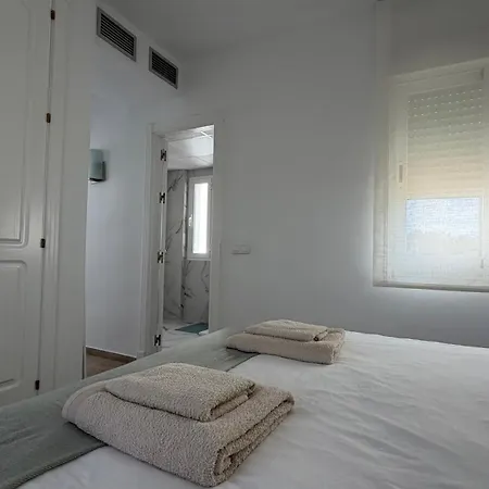 公寓 Naranjos Design Duplex Penthouse 马尔韦利亚